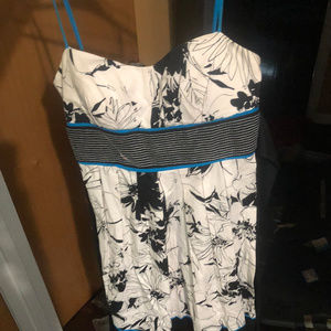 Speechless black and white floral Dress size 9